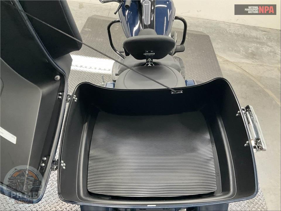 2019 Harley-Davidson FLHXS STREET GLIDE SPECIAL — фото 19
