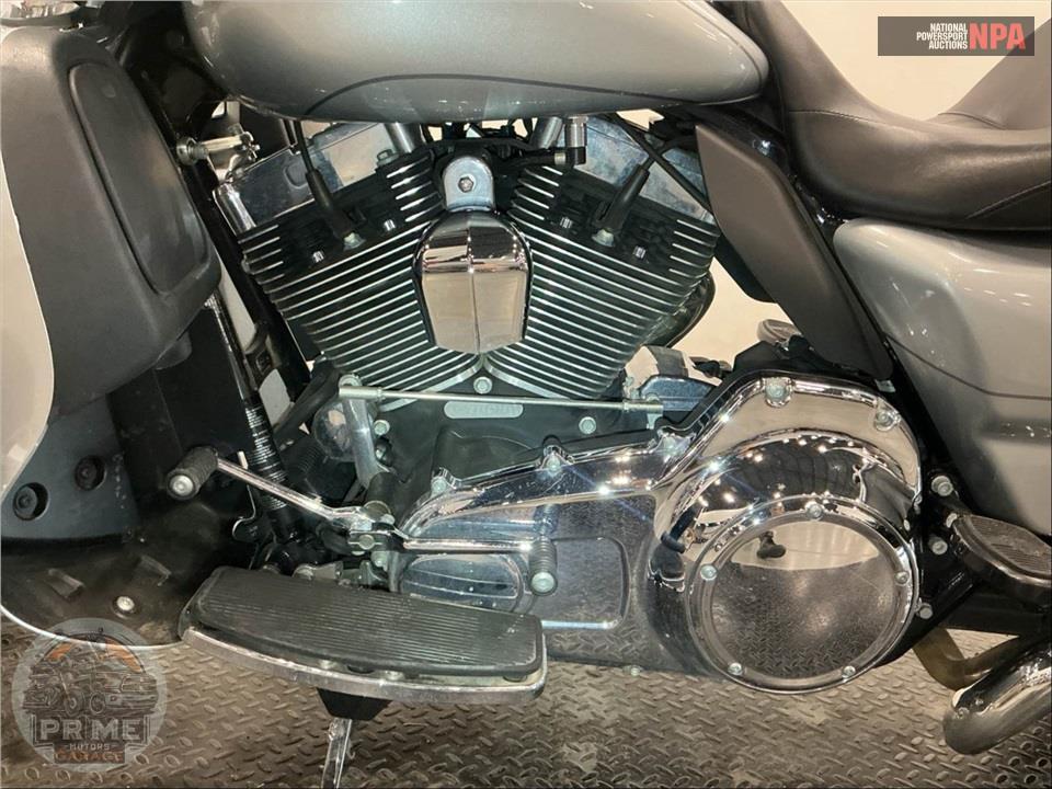 2015 Harley-Davidson FLHTCUL ULTRA CLASSIC LOW — фото 7