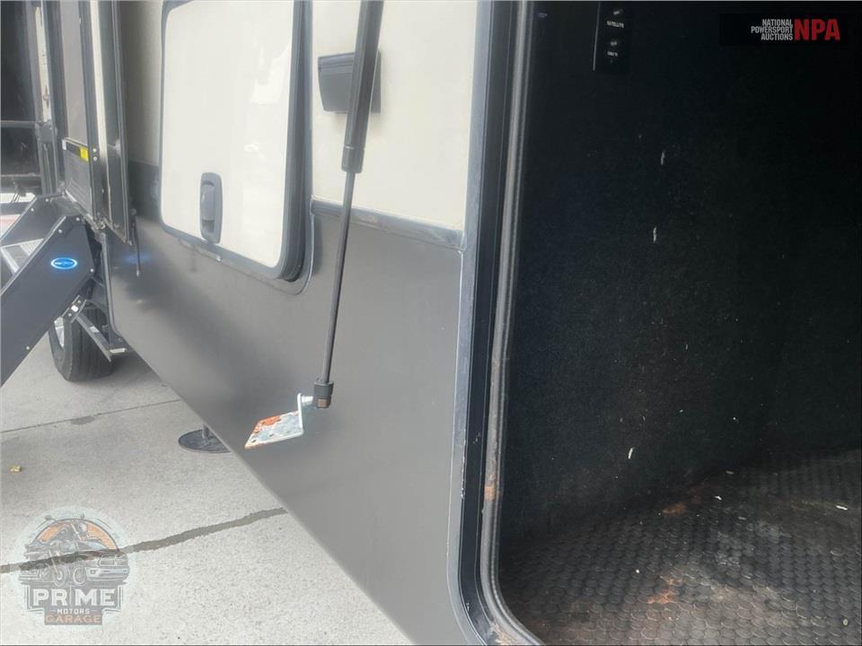 2015 Crossroads Rv FRANKLIN - RUSHMORE FIFTH WHEEL SERIES — фото 44