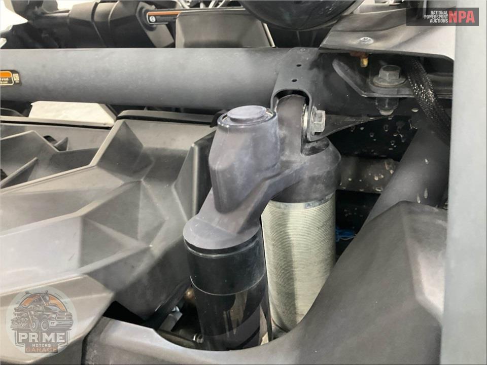 2025 Can-Am MAVERICK X3 MAX X RS TURBO RR — фото 18