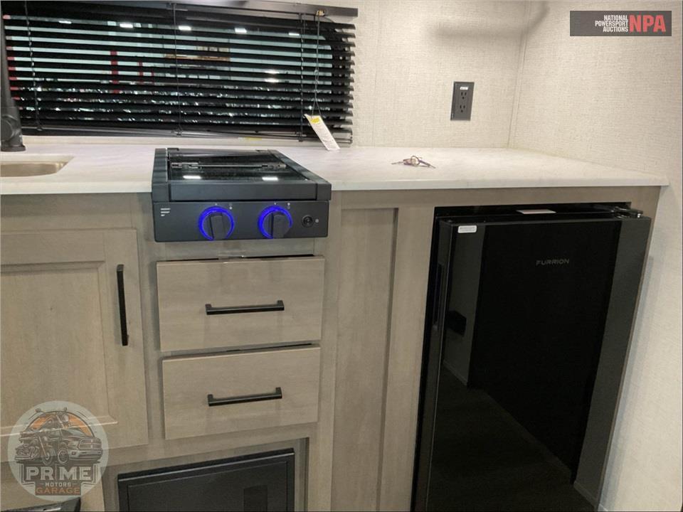 2025 Grand Design Recreational Vehicles M-151BH - TRANSCEND ONE SERIES — фото 18