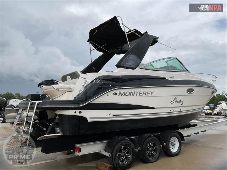 2014 Monterey Boat 260 SPORT YACHT L=28/E=1 300 HP MERC IB — фото 4