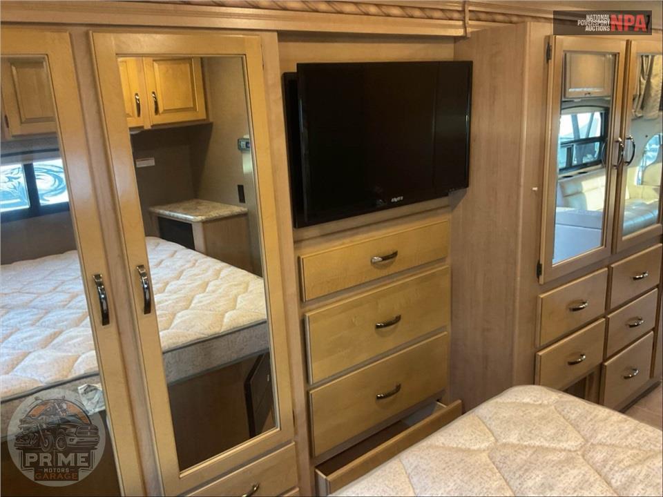 2018 Thor Motor Coach M-31W E450-V10 CHATEAU SERIES — фото 27
