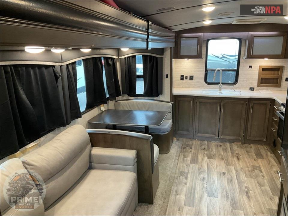 2020 Keystone Rv M-31 MBS - COUGAR SERIES — фото 7
