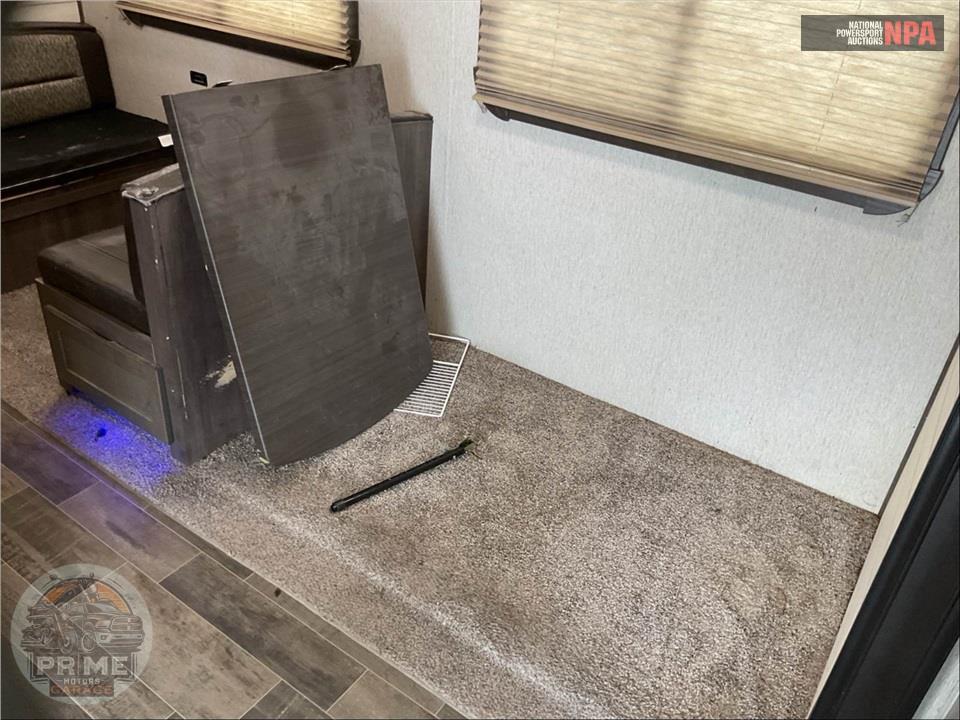 2019 Crossroads Rv M-253 RB - SUNSET TRAIL SUPER LITE SERIES — фото 10
