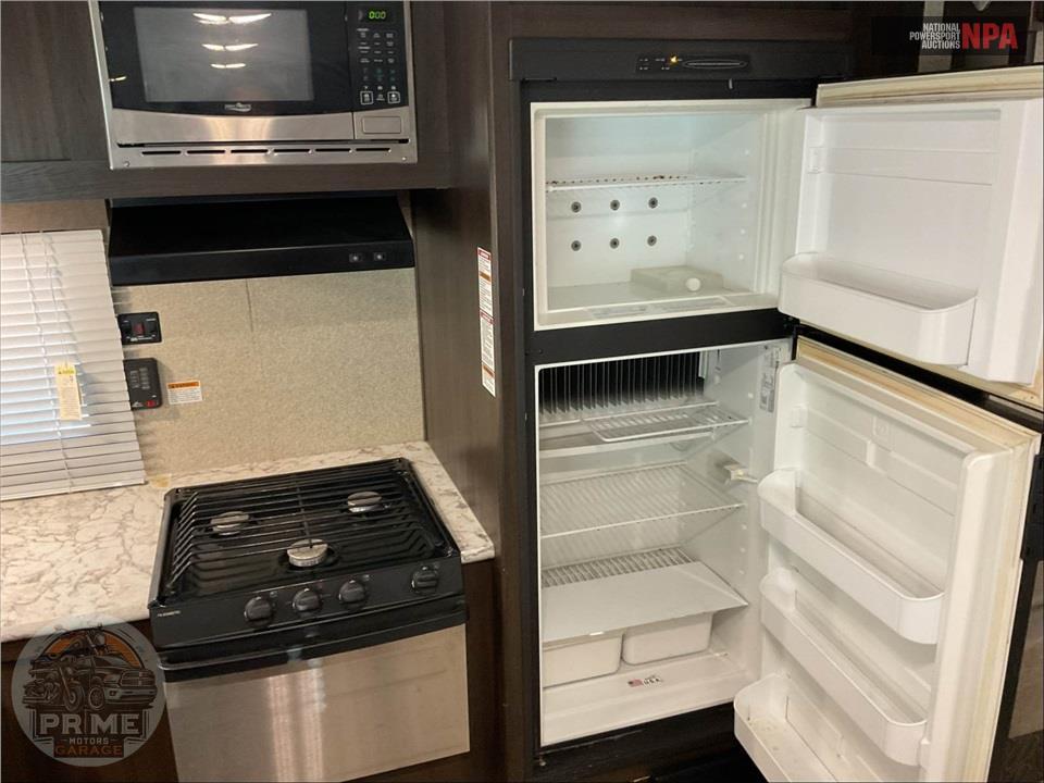 2018 Keystone Rv M-2930 RK - SUMMERLAND SERIES — фото 19