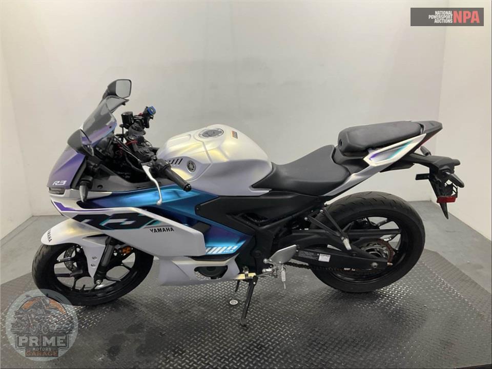 2025 Yamaha YZF-R3 — фото 3
