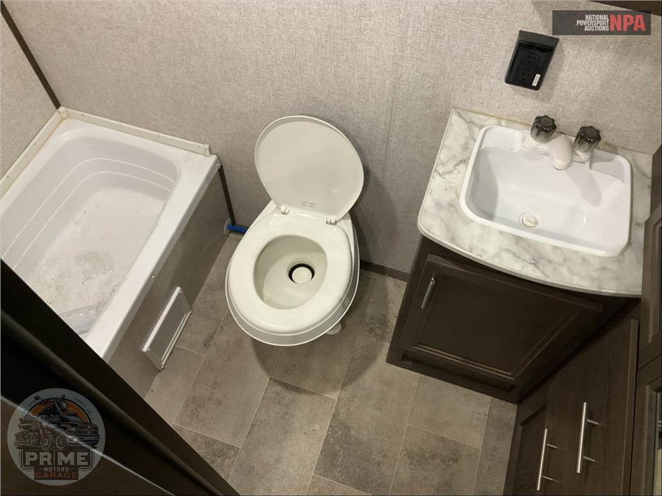 2021 Coleman By Dutchmen M-1705RB - LIGHT LX SERIES — фото 13