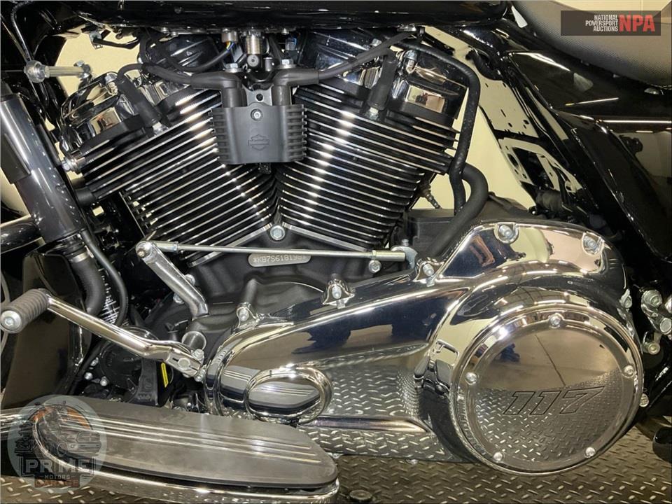 2025 Harley-Davidson FLHX STREET GLIDE — фото 7