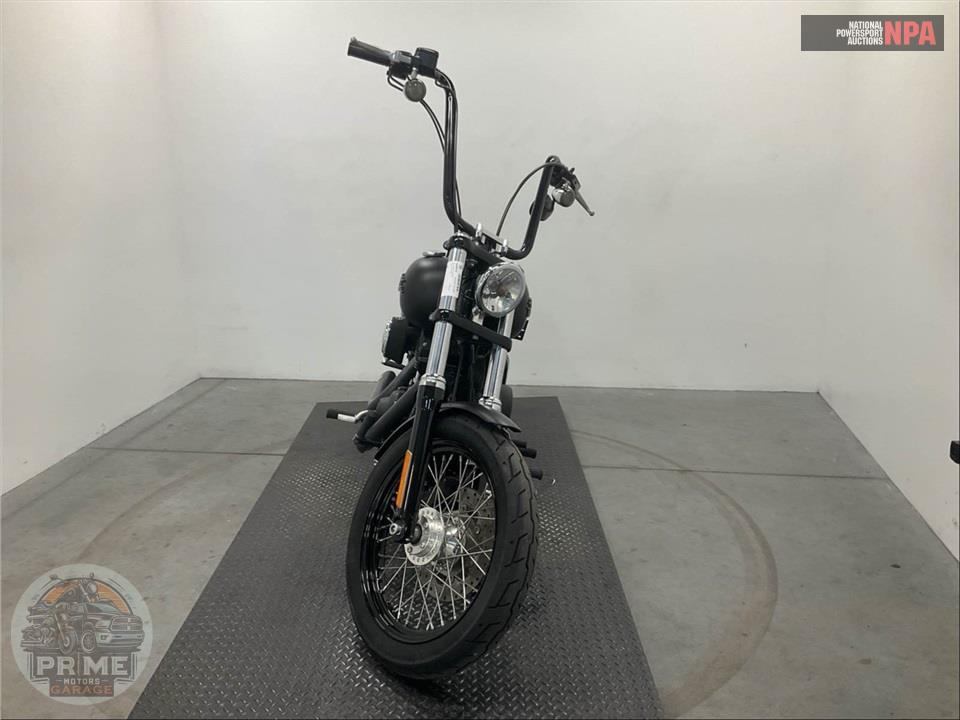 2017 Harley-Davidson FXDB STREET BOB — фото 2