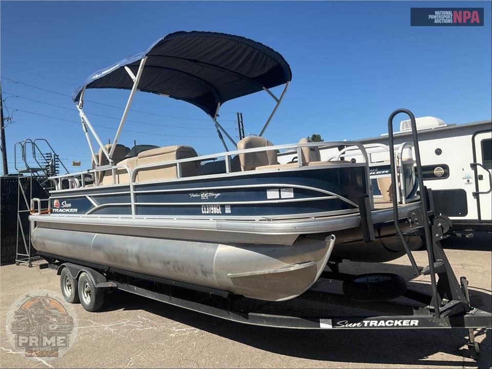 2019 Tracker Marine FISHIN BARGE 22 DLX(*) L=24/E=1 MERC OB 115HP — фото 1