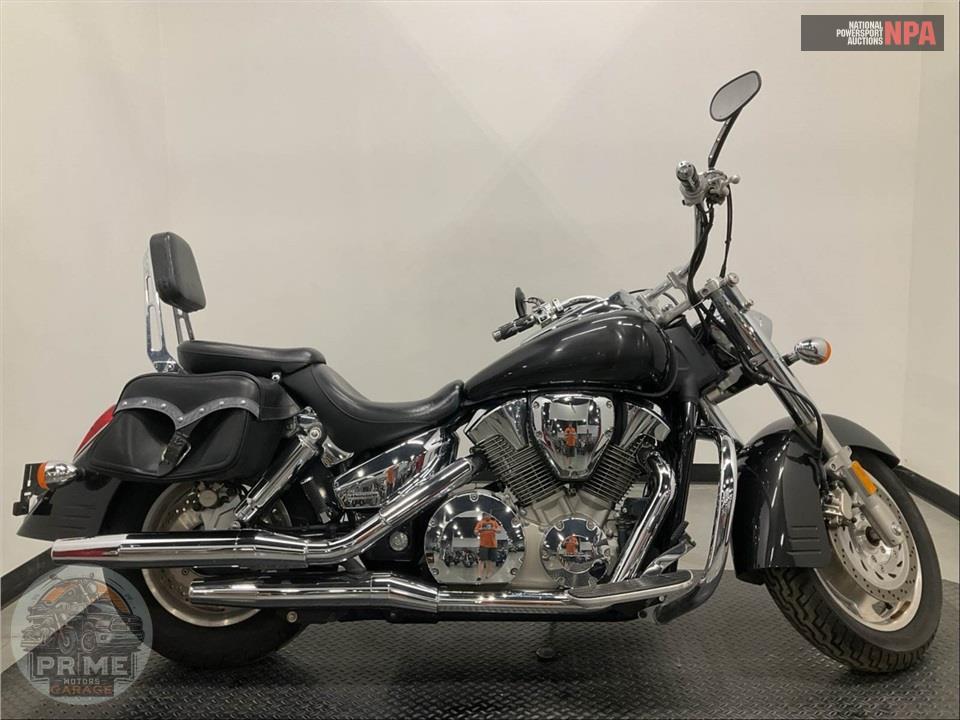 2009 HONDA VTX1300R9