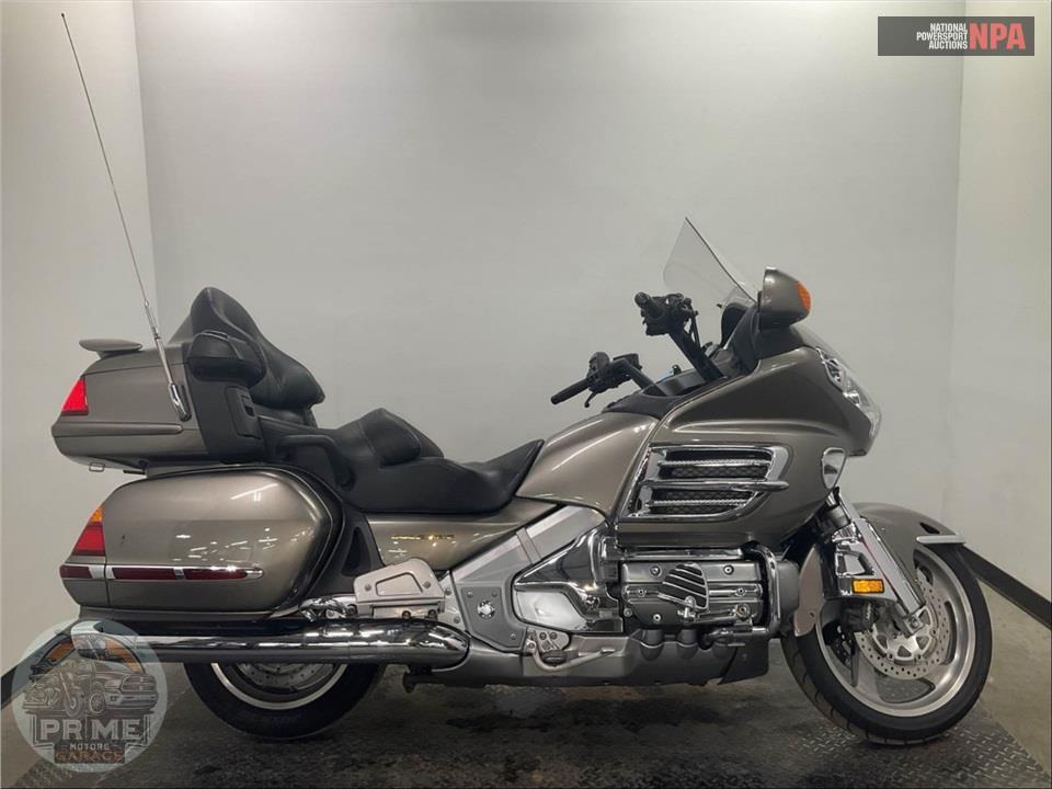 2004 Honda GL18004 GOLDWING — фото 1