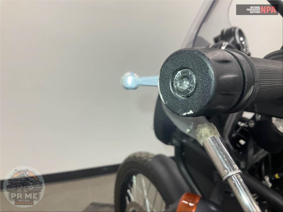 2023 Royal Enfield HIMALAYAN — фото 19