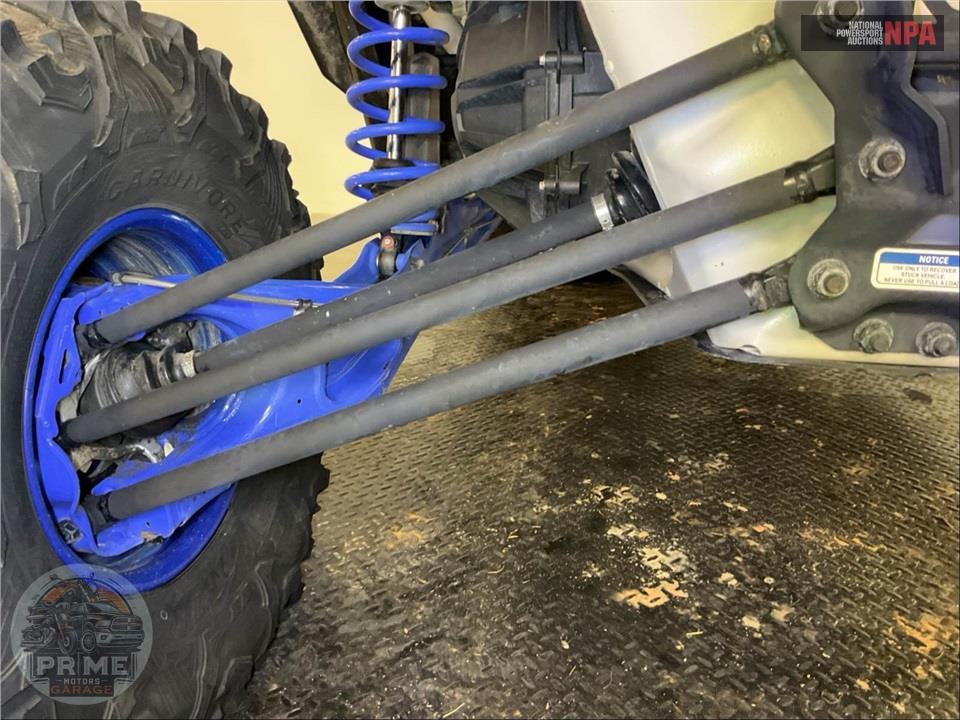 2022 Can-Am MAVERICK X3 X RS TURBO RR SMART-SHOX (DESERT TAN & CARBON BLACK RED) — фото 40