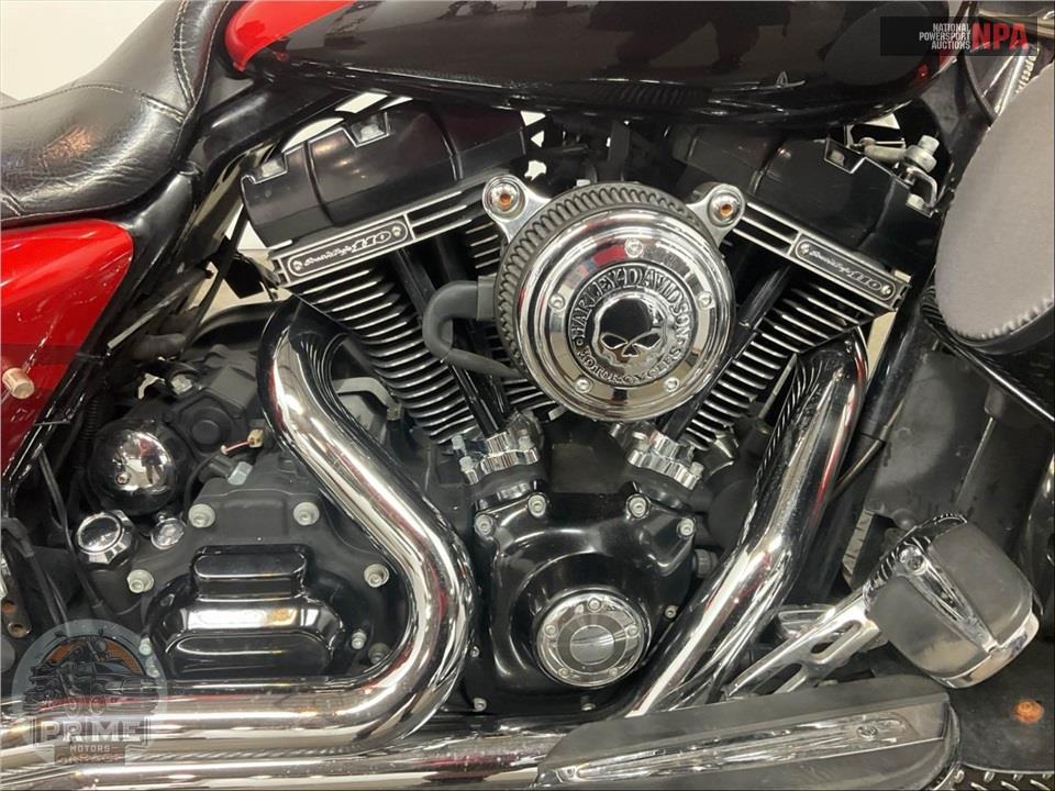 2014 Harley-Davidson FLHRSE CVO ROAD KING — фото 6