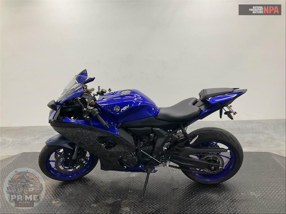 2023 Yamaha YZF-R7 — фото 3