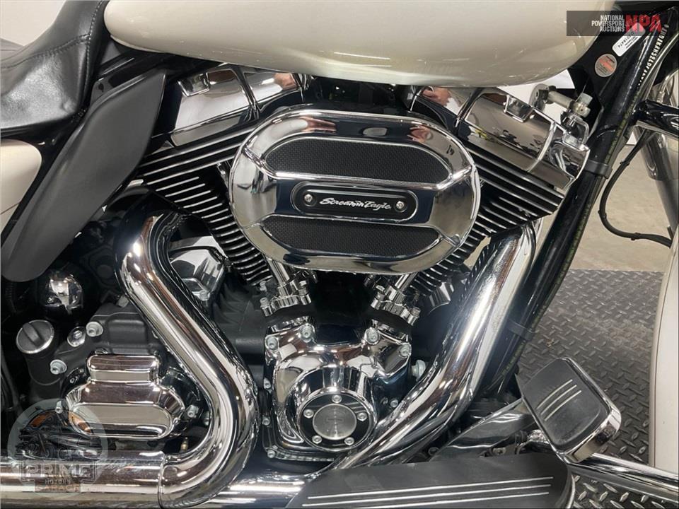 2014 Harley-Davidson FLHXS STREET GLIDE — фото 6