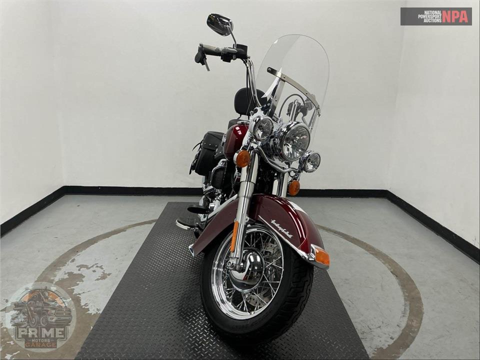 2017 Harley-Davidson FLSTC HERITAGE SOFTAIL CLASSIC — фото 2
