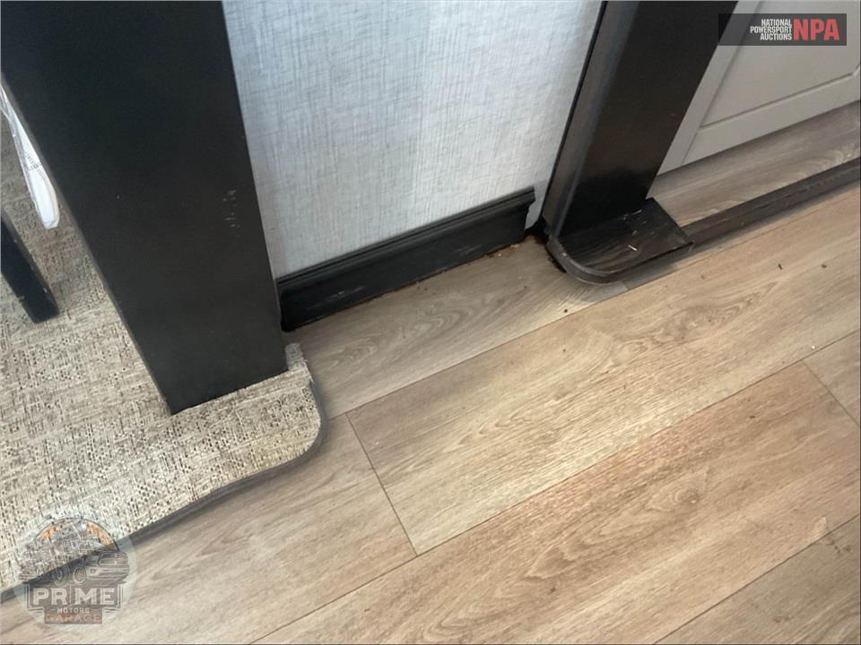 2021 Redwood Rv M-4001 LK - FIFTH WHEEL SERIES — фото 35