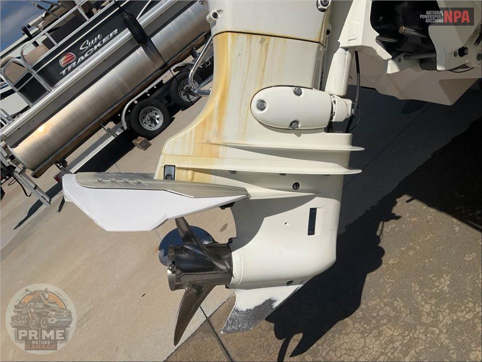 2020 Carolina Skiff 19 ULTRA ELITE SERIES L=19/ E = 1-140HP SUZUKI OB — фото 10