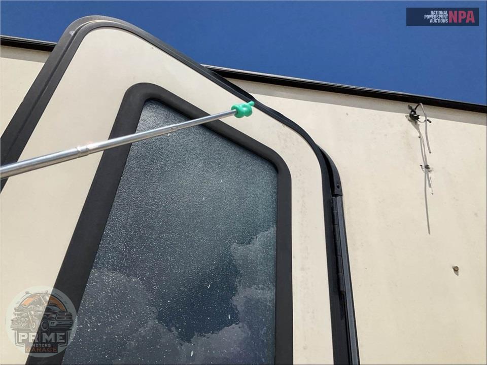 2019 Crossroads Rv M-32 FB - VOLANTE SERIES — фото 45
