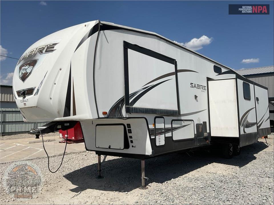 2020 Sabre By Forest River M-36BHQ - FIFTH WHEEL SERIES — фото 2