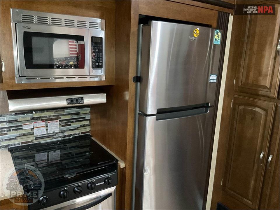 2016 Salem By Forest River M-327RE - HEMISPHERE LITE FIFTH WHEEL SERIES — фото 21
