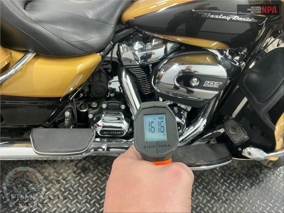2017 Harley-Davidson FLTRU ROAD GLIDE ULTRA — фото 8