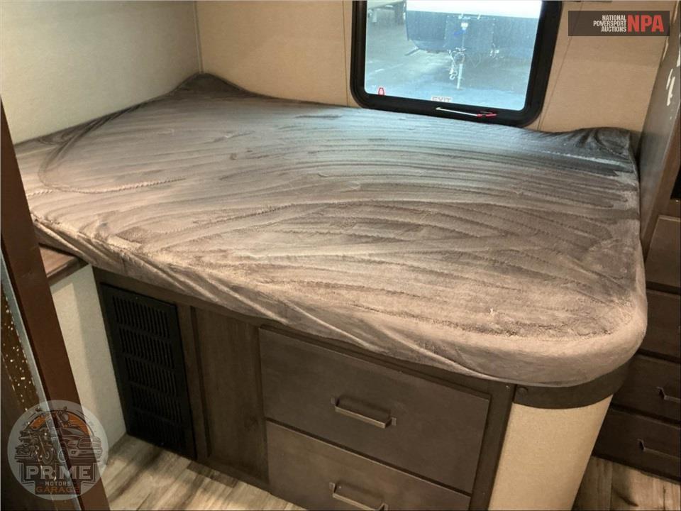 2023 Grand Design Recreational Vehicles M-297QB - TRANSCEND XPLOR SERIES — фото 19