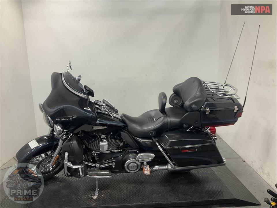 2013 Harley-Davidson FLHTCUSE8 SCREAMIN EG ANN — фото 3