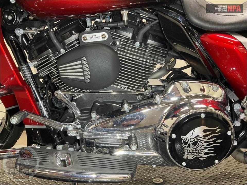 2021 Harley-Davidson FLTRXSE CVO ROAD GLIDE — фото 7