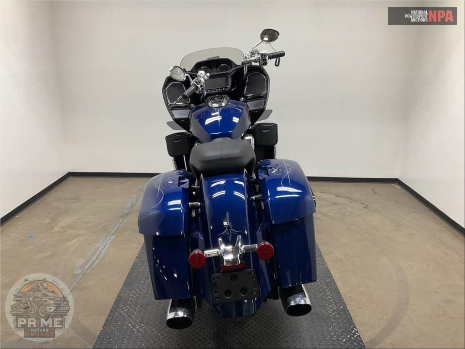 2021 Indian Motorcycle CHALLENGER LIMITED — фото 4