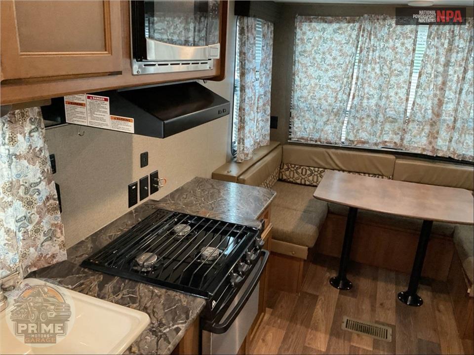 2017 Keystone Rv M-2020 QB - SUMMERLAND SERIES — фото 7