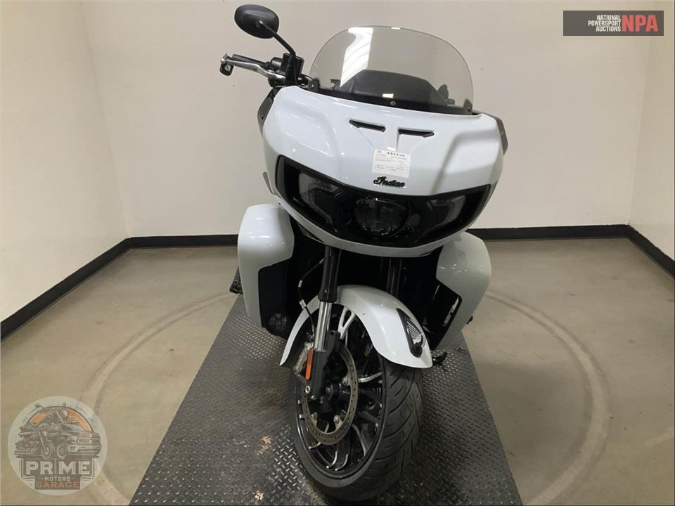 2025 Indian Motorcycle PURSUIT DARK HORSE WITH 112 AND POWERBAND AUDIO PACKAGE — фото 2
