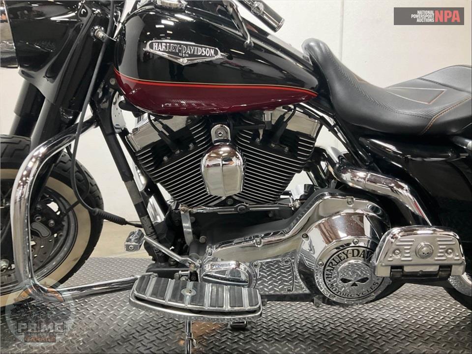2005 Harley-Davidson FLHRCI ROAD KING CLASSIC — фото 7