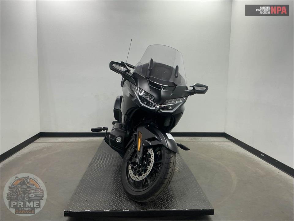2022 Honda GL1800D GOLDWING TOUR DCT — фото 2