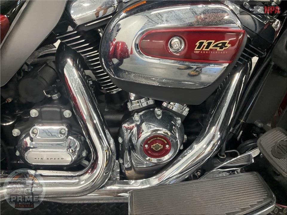 2023 Harley-Davidson FLHTCUTGANV TRI GLIDE ULTRA ANNIVERSARY — фото 6