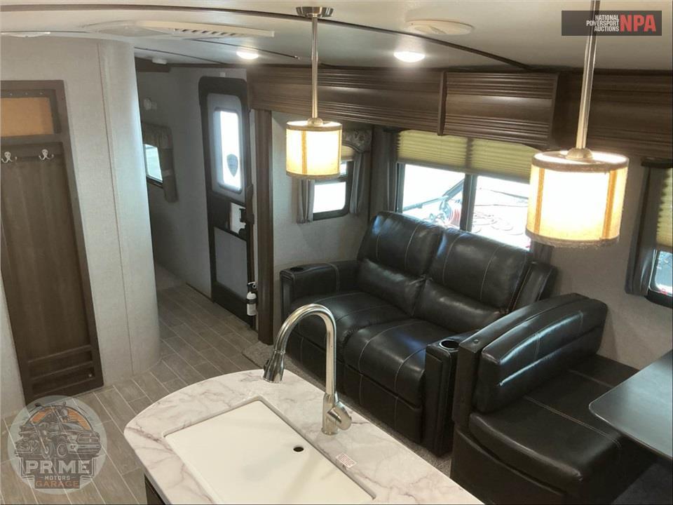 2020 Keystone Rv M-332 BH - LAREDO SERIES — фото 8