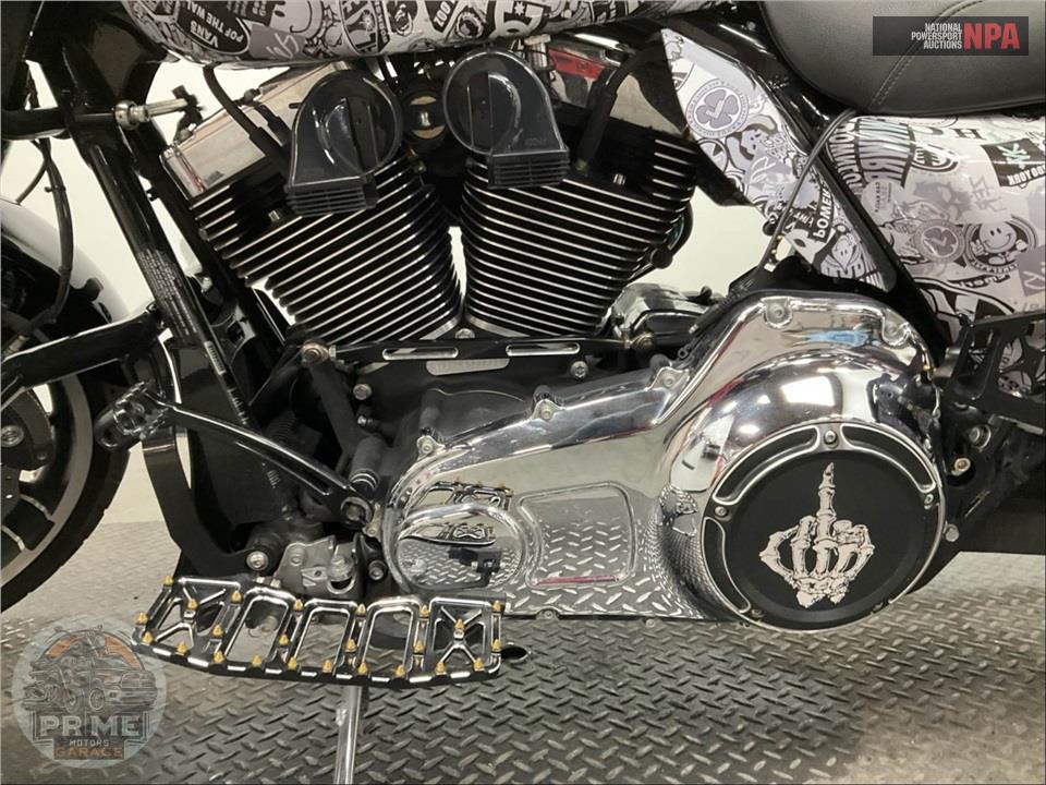 2016 Harley-Davidson FLHXS STREET GLIDE SPECIAL — фото 7