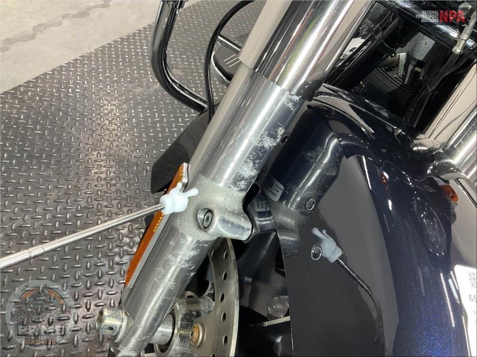 2020 Harley-Davidson FLHX STREET GLIDE — фото 20