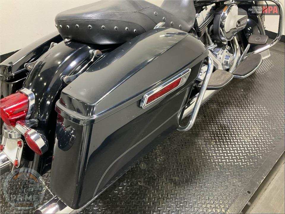2015 Harley-Davidson FLHR ROAD KING — фото 25