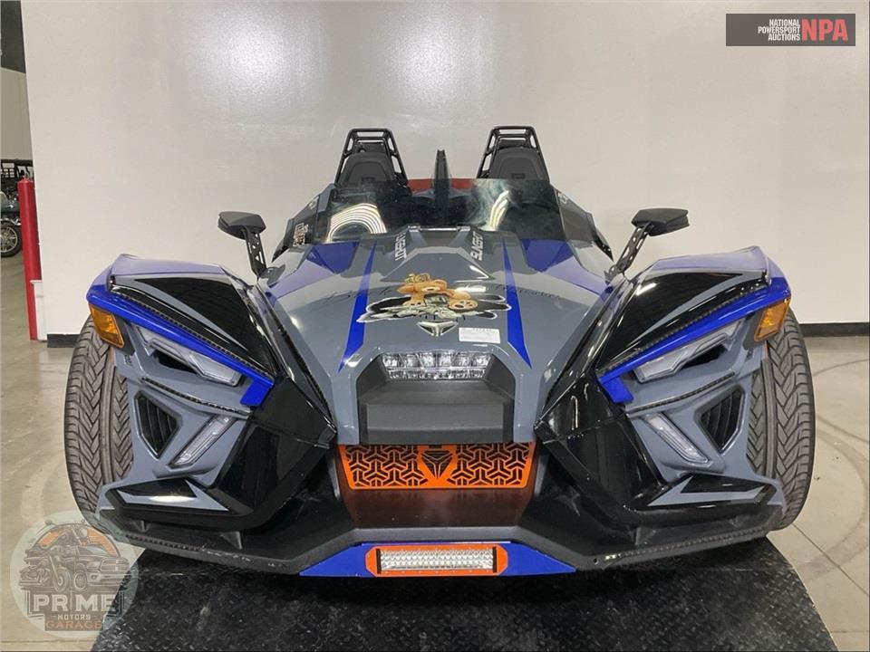 2021 Polaris SLINGSHOT R AUTODRIVE — фото 2