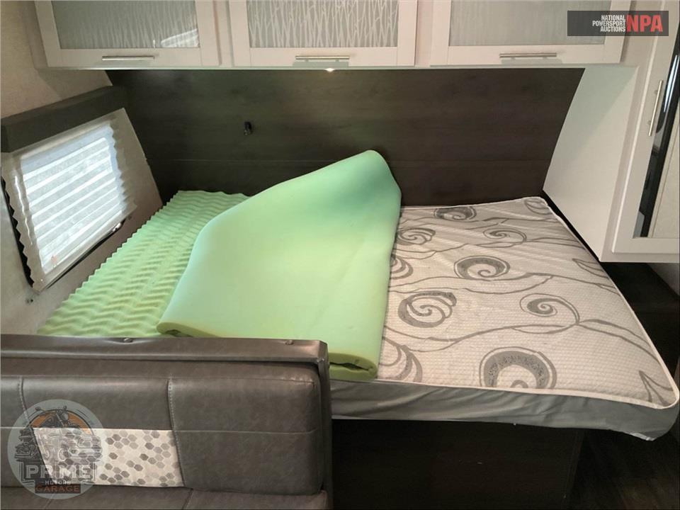 2021 Keystone Rv M-1700 BH - BULLET CROSSFIRE SERIES — фото 10