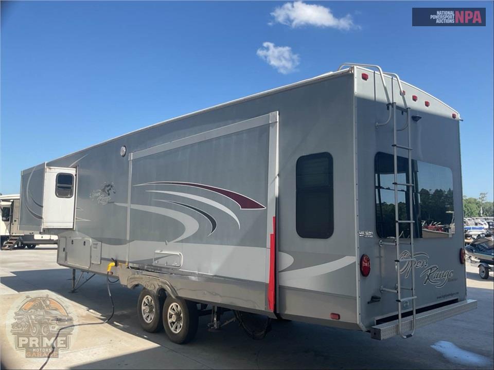 2017 Highland Ridge Rv M-348RLS - ROAMER FIFTH WHEEL SERIES — фото 3