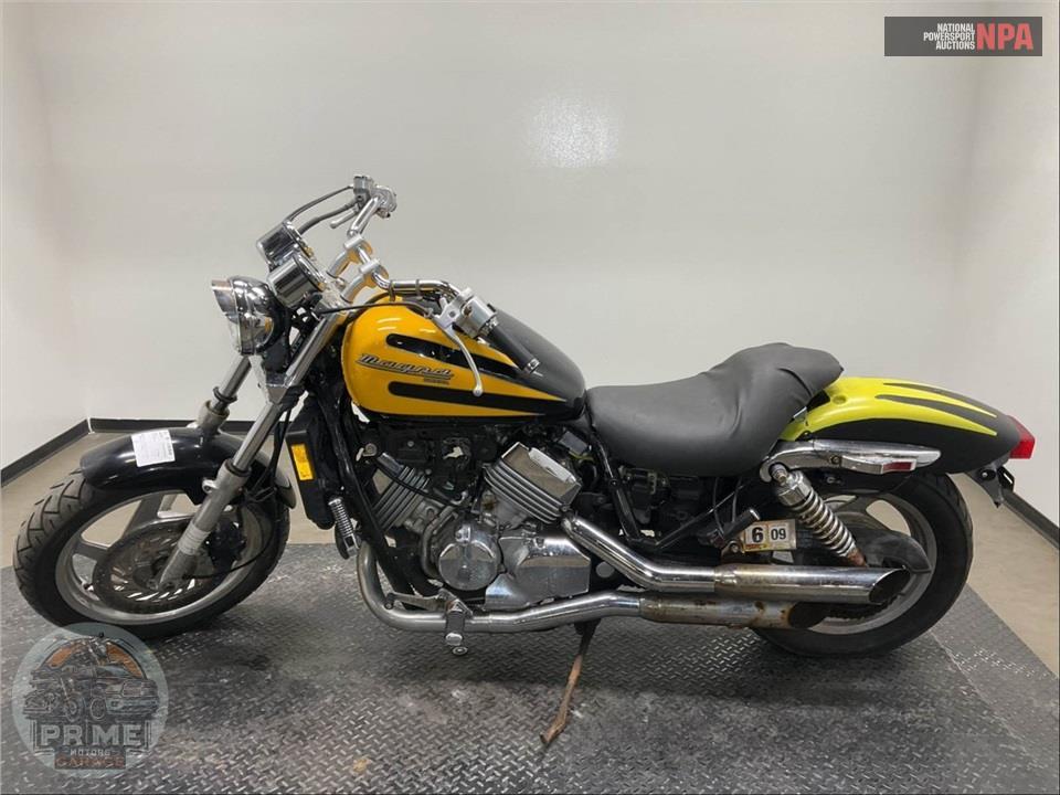1997 Honda VF750C2V MAGNA DLX — фото 3