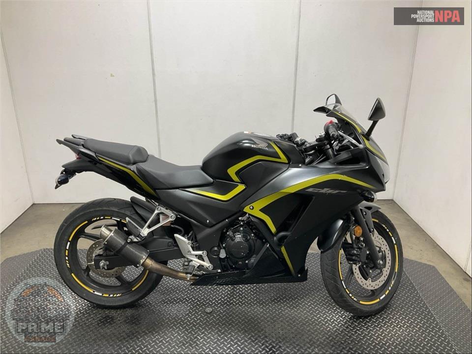 2015 HONDA CBR300RLF NC511