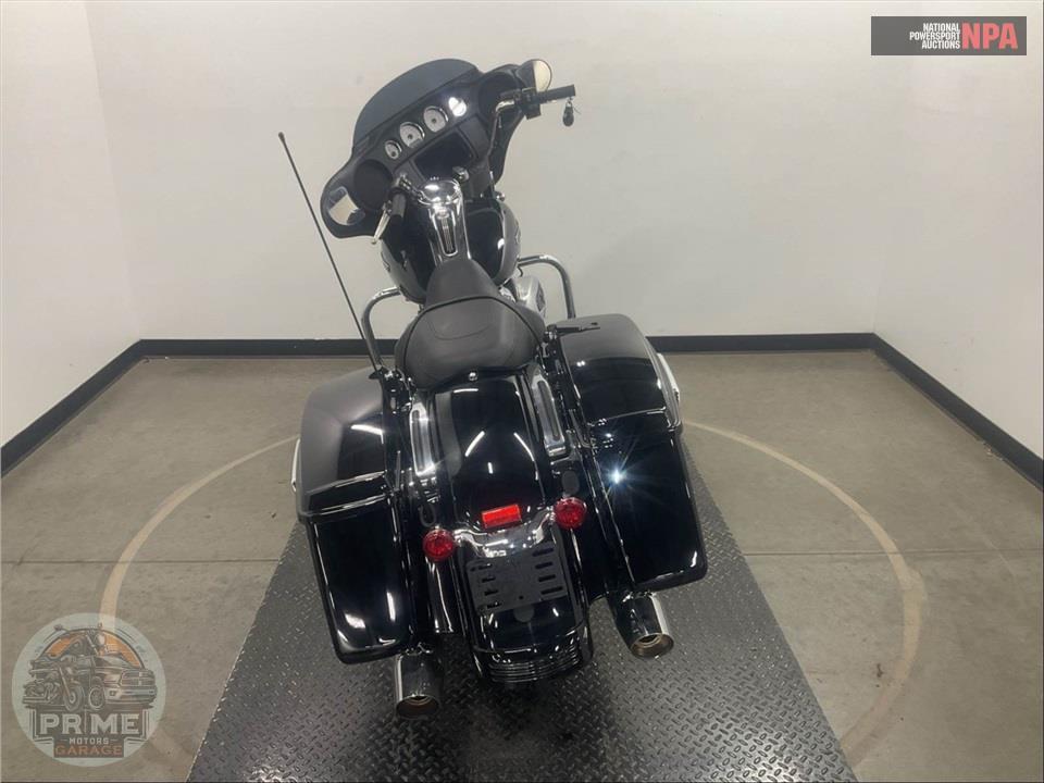 2023 Harley-Davidson FLHX STREET GLIDE — фото 4