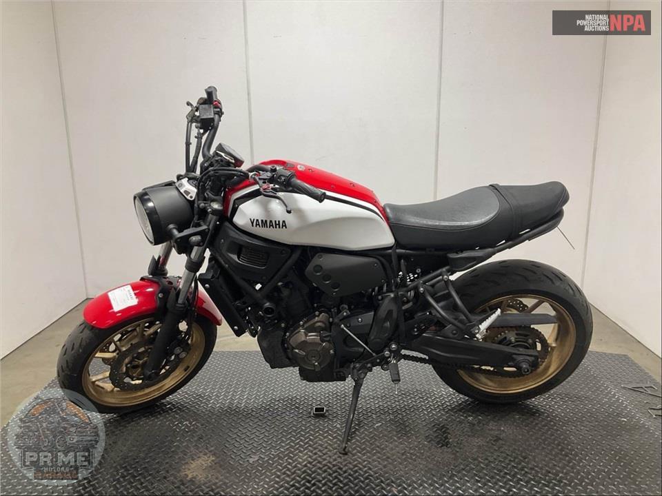 2021 Yamaha XSR700 — фото 3