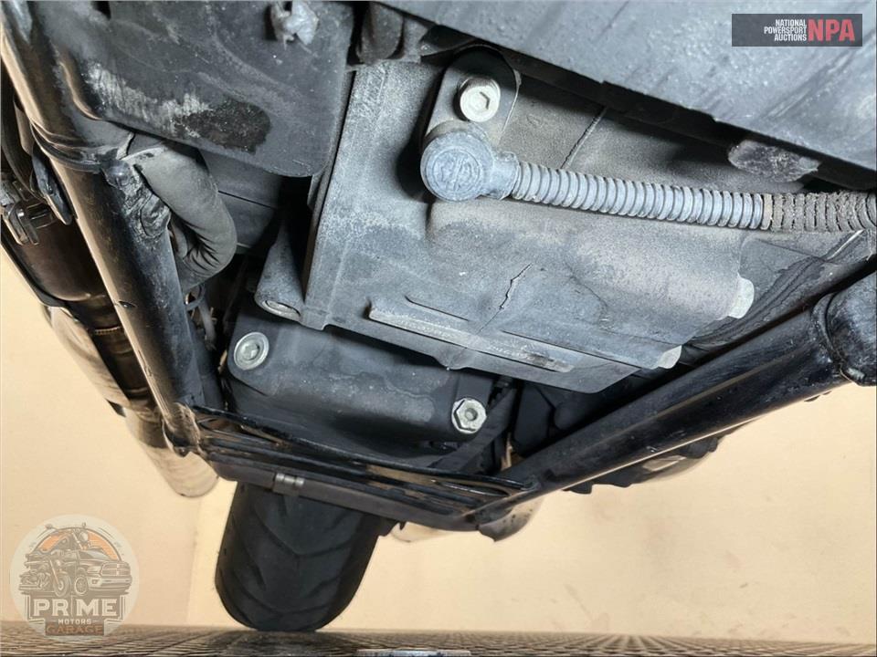 2017 Harley-Davidson FLHTKL ULTRA LIMITED LOW — фото 13